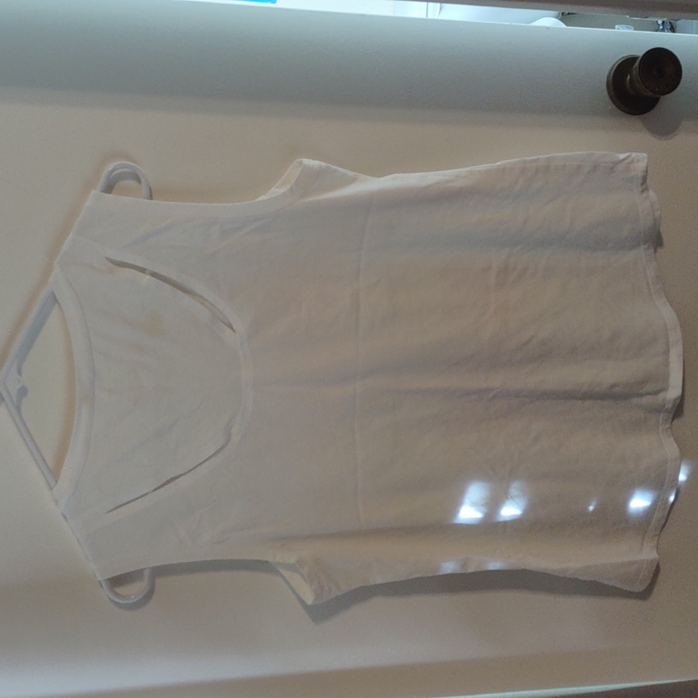 Tek Gear large sleeveless athletic top - Picture 3 of 4